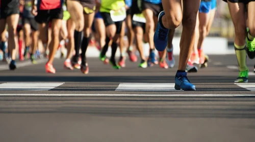 runners at starting line