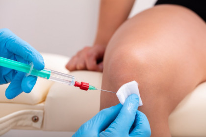 Plasma Injection into knee