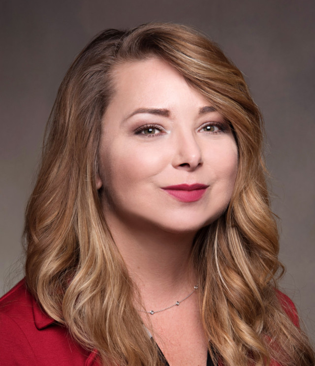 Leslie Arledge, NP