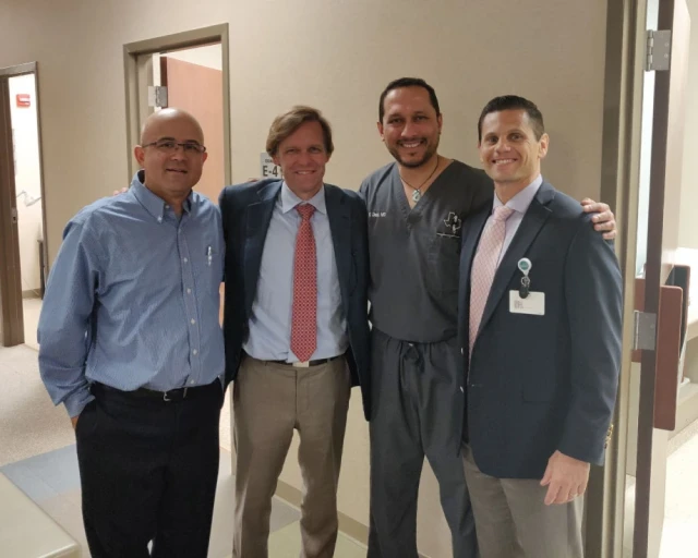 Jason Nydick Florida Orthopaedic Institute & Kunj Desai Hand Center of San Antonio