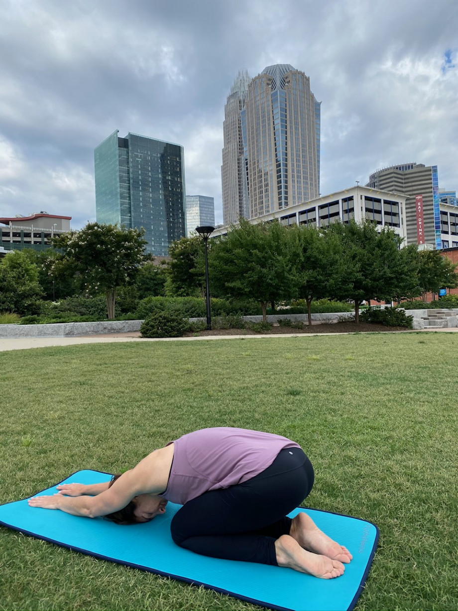 Lumbar Paraspinals stretches to warm up